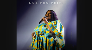 Nozipho Phiri - Uyalalela (Live) 